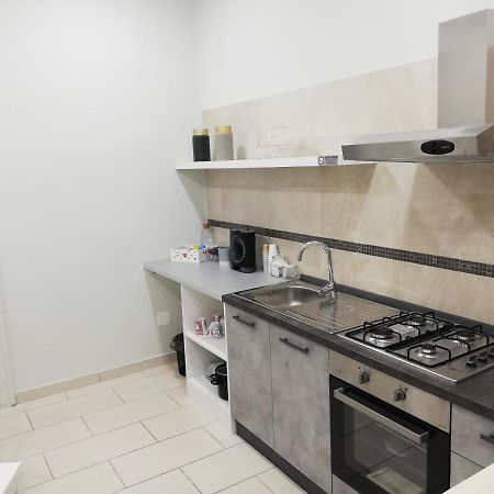エーボリ Binario 3 Bed & Breakfast エクステリア 写真
