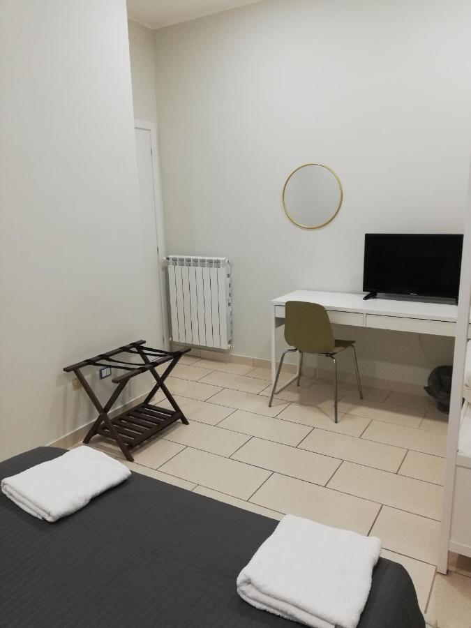 エーボリ Binario 3 Bed & Breakfast エクステリア 写真