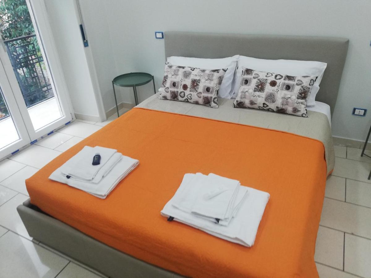 エーボリ Binario 3 Bed & Breakfast エクステリア 写真